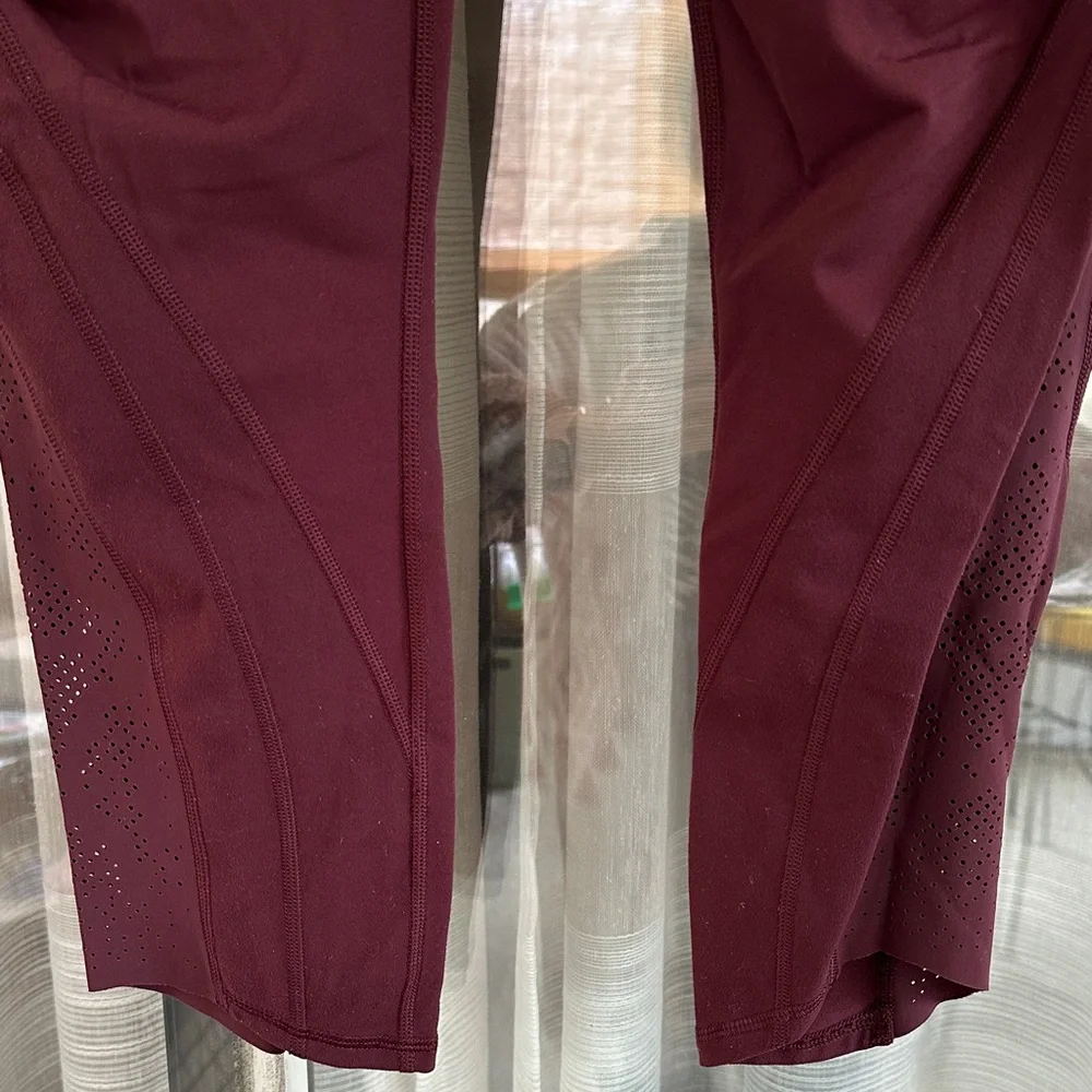 Lululemon Wunder Under Crop Burgundy laser cut High-Waisted Leggings-8